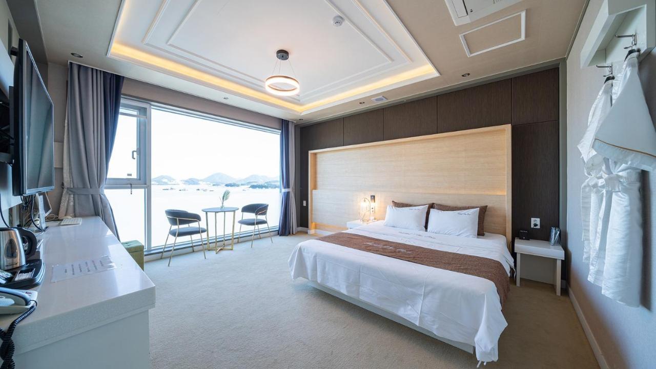 Hotel The One Yeosu Esterno foto